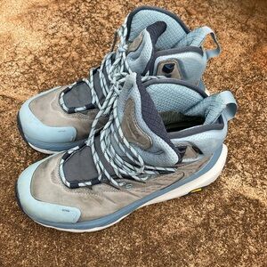 Hoka Women’s Blue and Gray Kaha 2GTX Waterproof Hiking Shoes Size 8